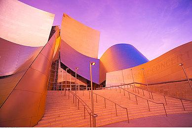 《传说法师2》现已支持四人合作模式！带领您的队友走向胜利！